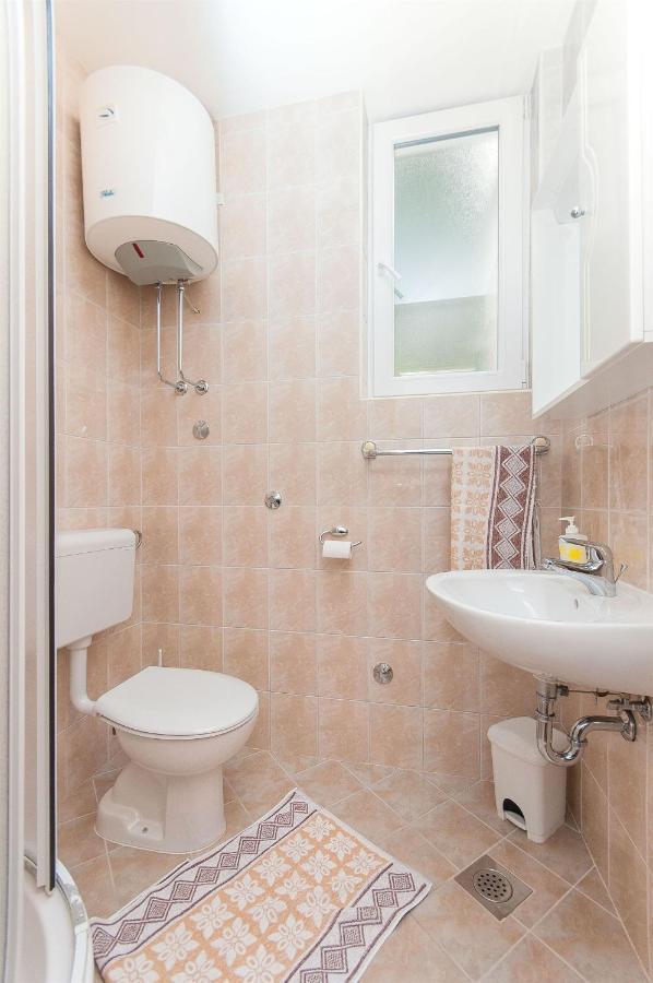 Ante Apartment