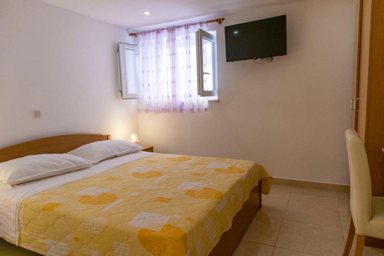 Apartment Ante
