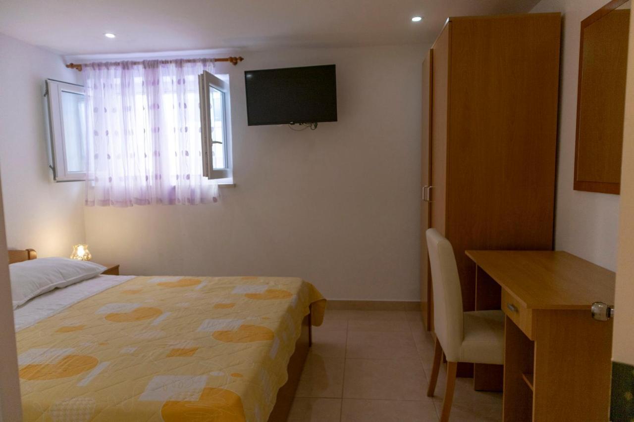 Ante Apartment Makarska